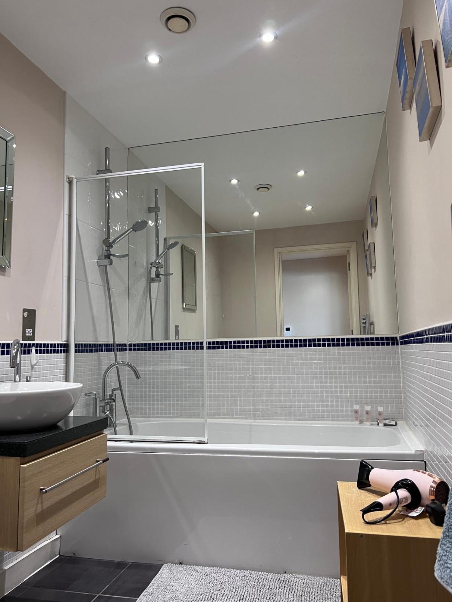 Great City Centre Getaway Apartment 2 Bed Near The Beach And Shopping Area Суонси Экстерьер фото
