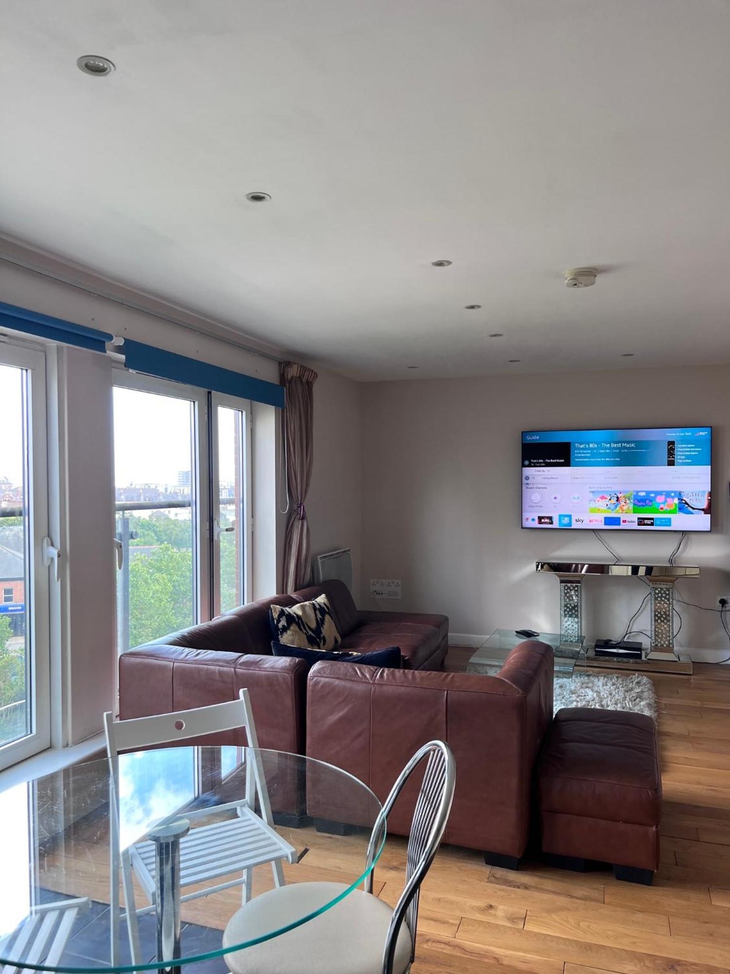 Great City Centre Getaway Apartment 2 Bed Near The Beach And Shopping Area Суонси Экстерьер фото